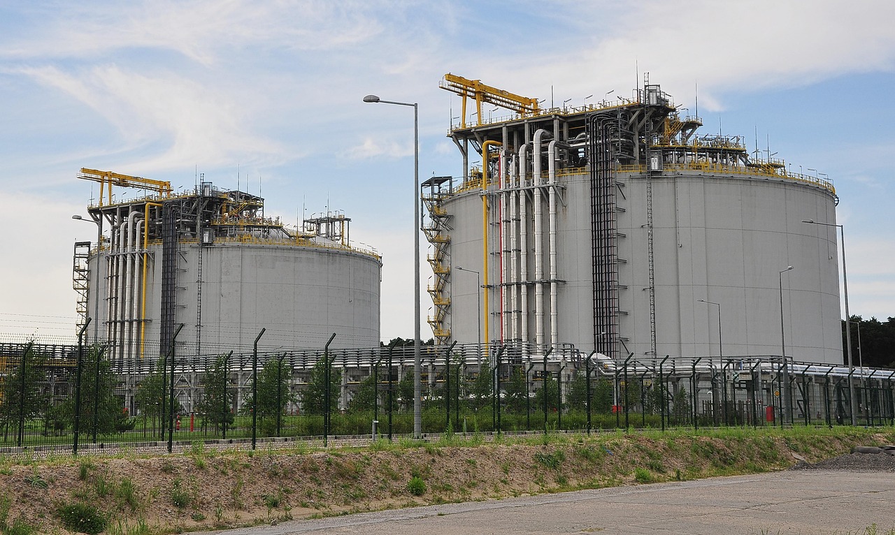 Experten erwarten bis zu 20 Prozent höhere Gaspreise - Speicher auf 15-Jahres-Tief