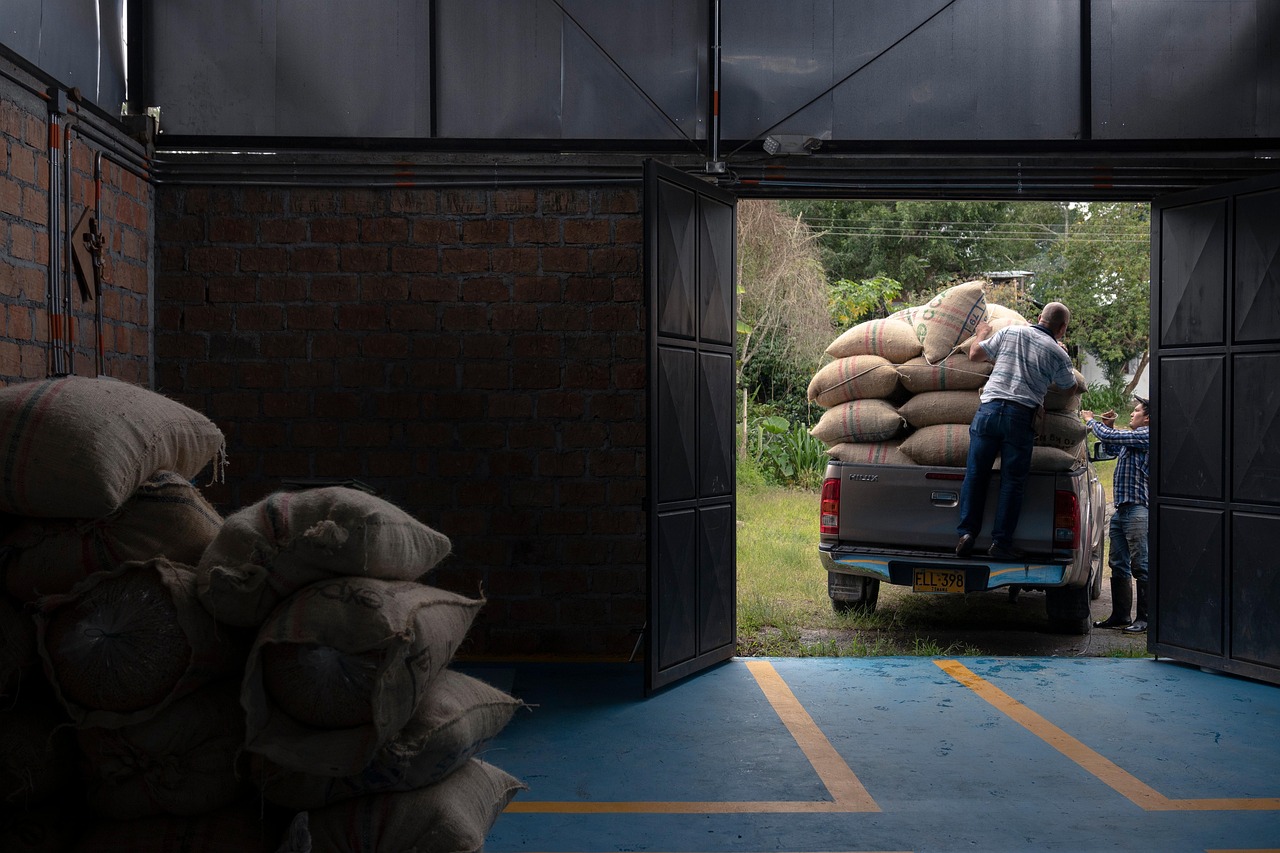 Supply-Chain-Security: Sicherheit beginnt an den Schnittstellen